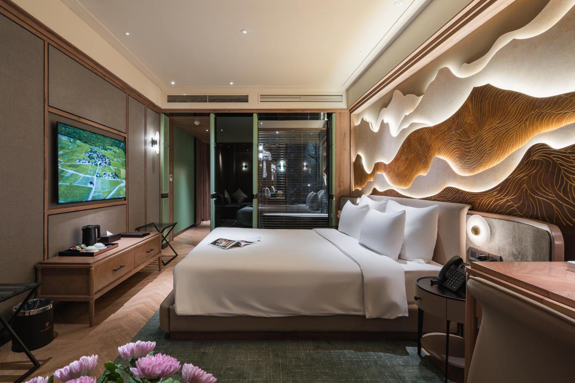La Passion Premium Cau Go Hotel Hanoi Buitenkant foto