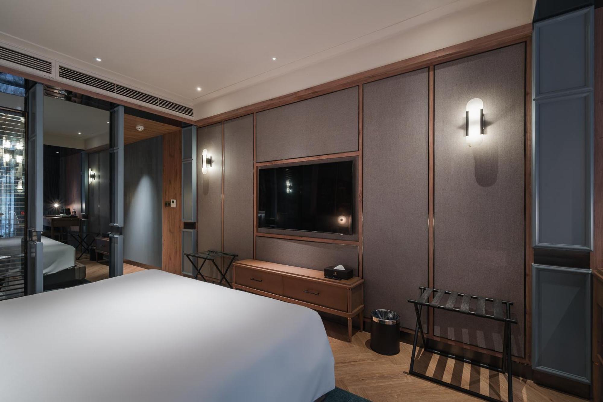 La Passion Premium Cau Go Hotel Hanoi Buitenkant foto