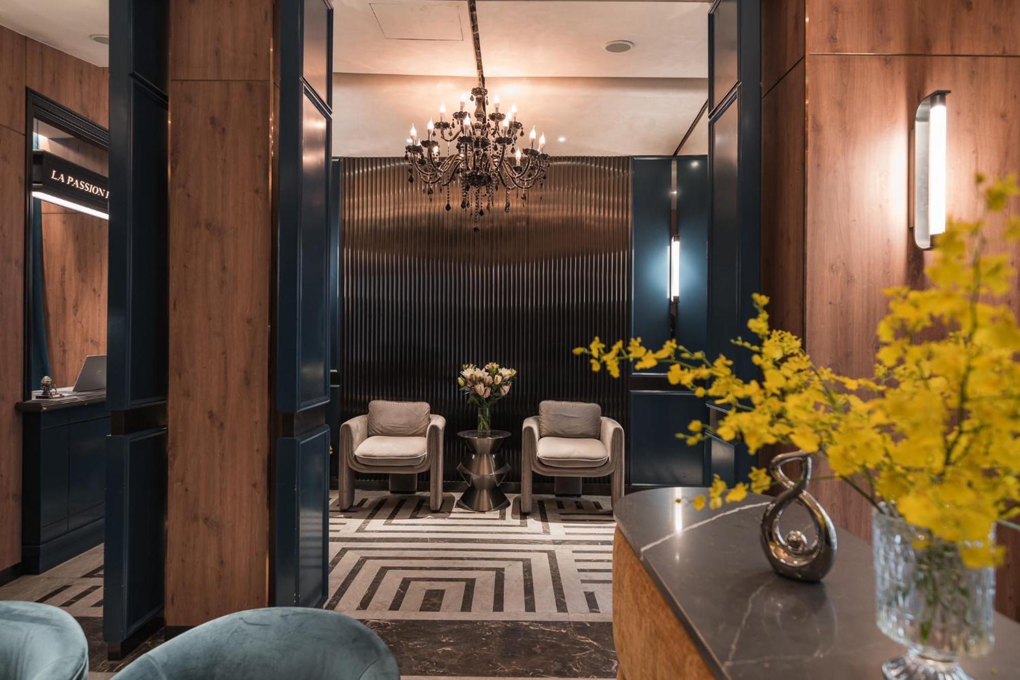 La Passion Premium Cau Go Hotel Hanoi Buitenkant foto