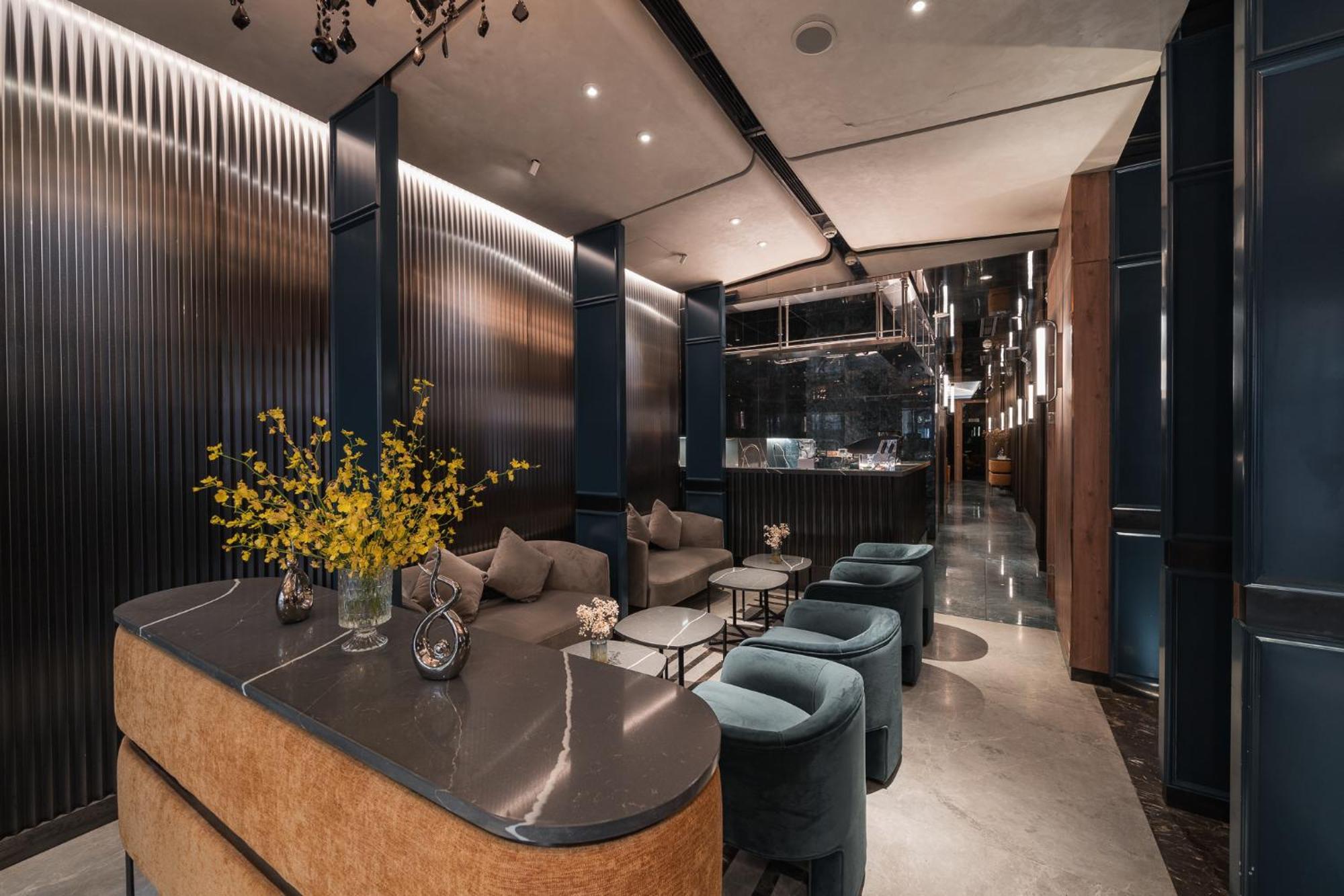 La Passion Premium Cau Go Hotel Hanoi Buitenkant foto